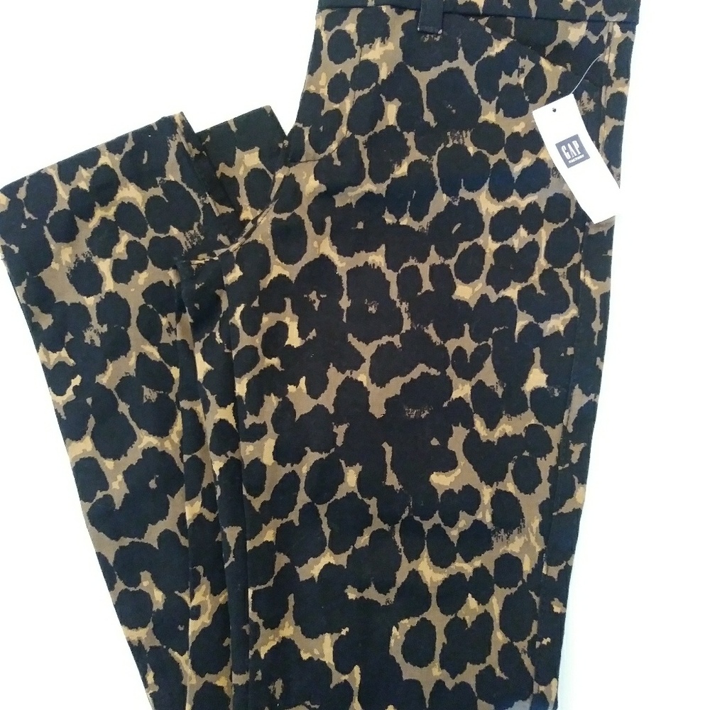 Leopard ankle slacks
